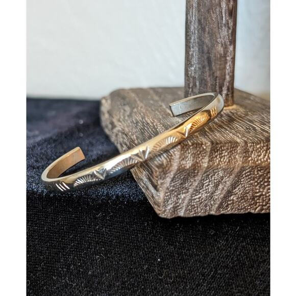 Vintage Sterling Silver Ornate Native American Navajo Cuff Bracelet Marked M - Picture 4 of 8